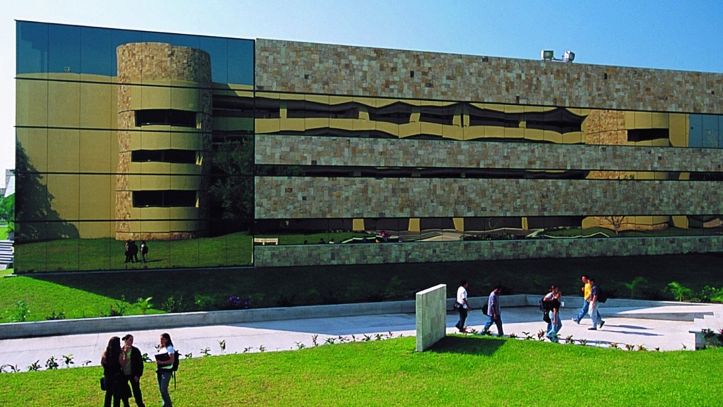 Tecnológico De Monterrey Campus Tampico Universidades México